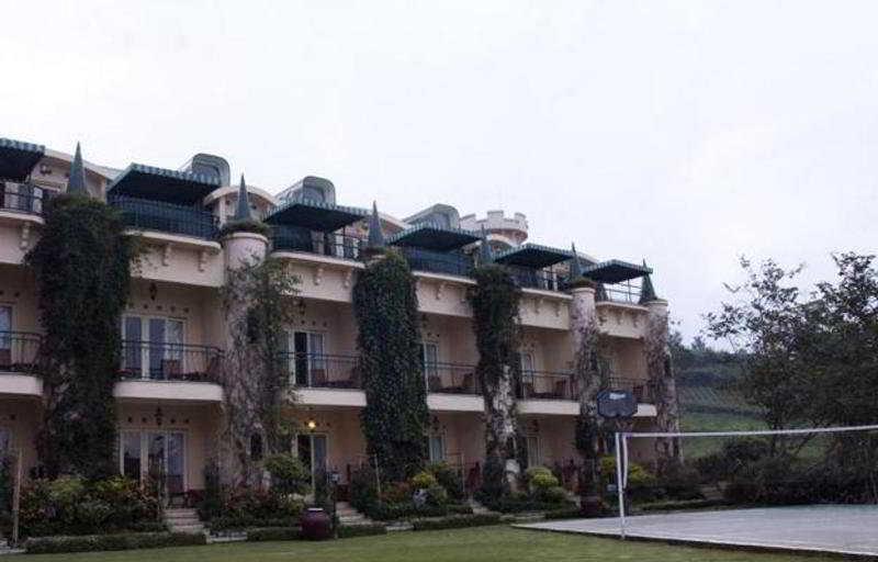 Club Bali Suites At Kota Bunga ชิปานาส ภายนอก รูปภาพ